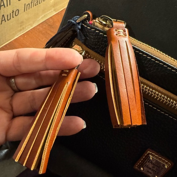 Dooney & Bourke Pebble Grain Double Zip Wristlet Black - Picture 14 of 14